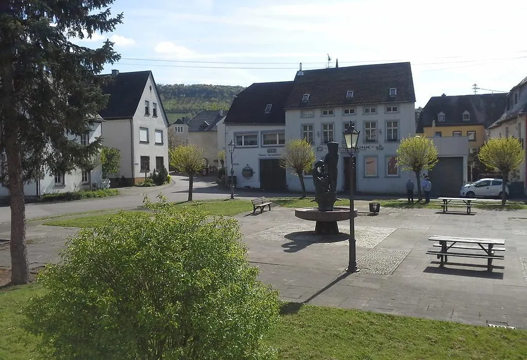 Weinhaus Kurtrierer Hof-1